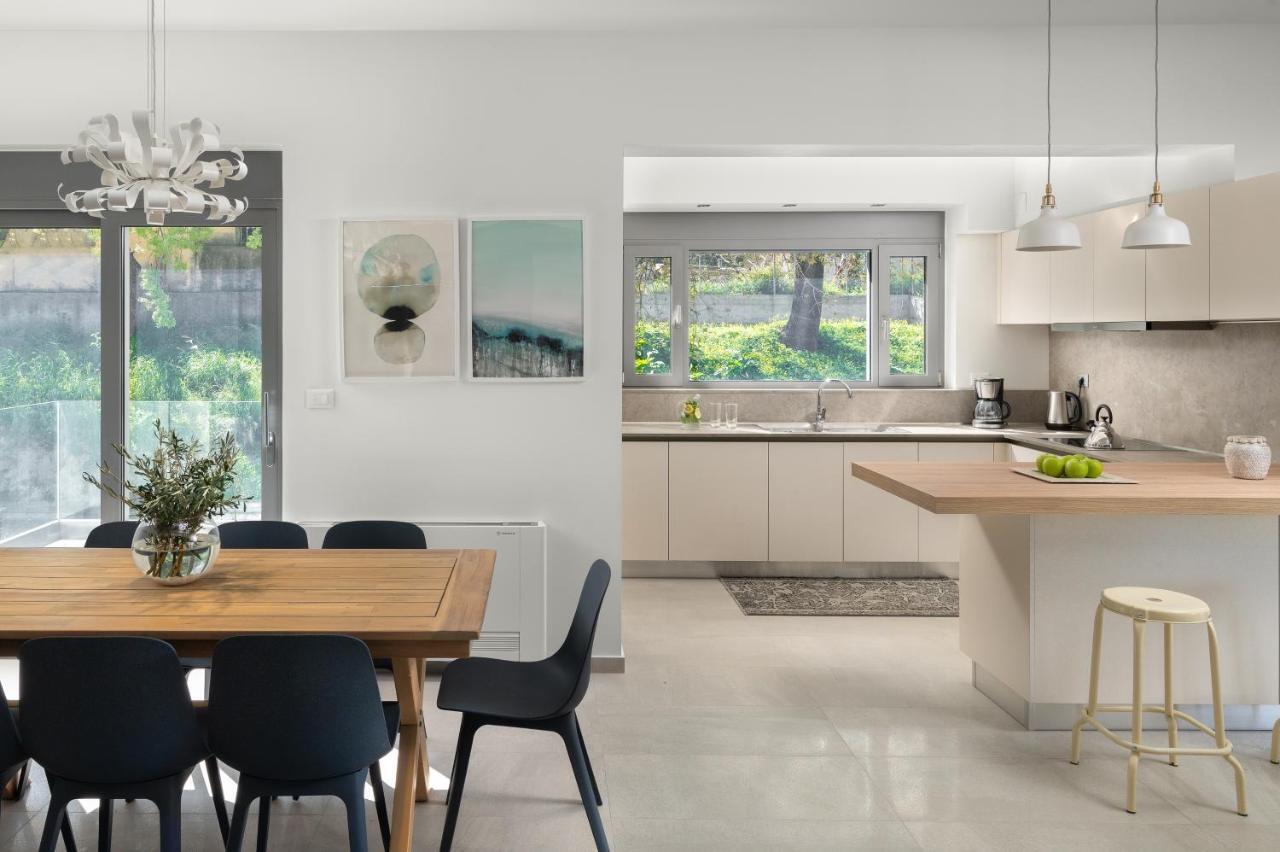 Terpsis Pool Villa Asgourou ภายนอก รูปภาพ